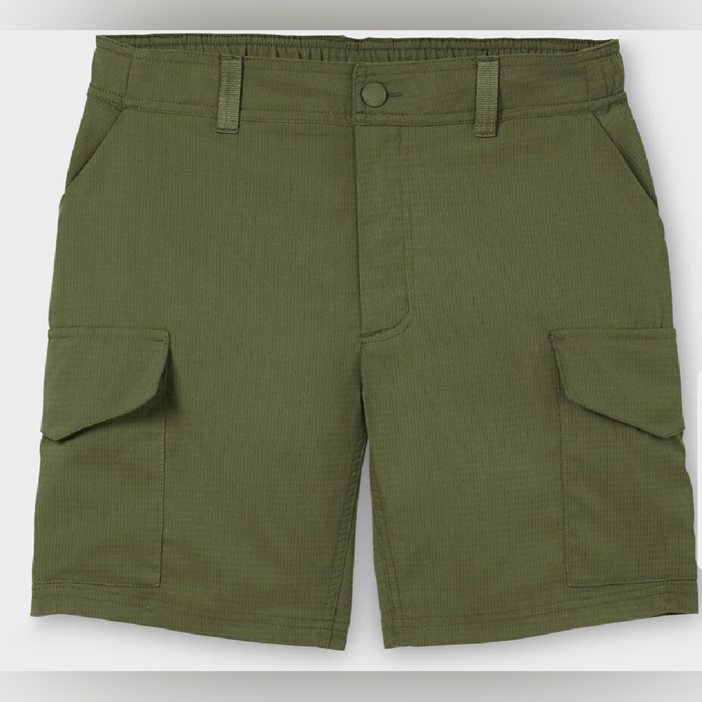 NWT Women's Breezeshooter 7" Work Shorts in Bottle Green